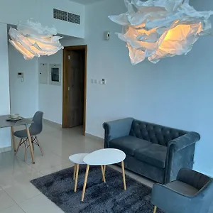 Apartment Golden Vacation Homes Continental Tower Marina, Dubai