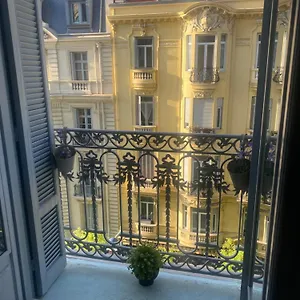  Apartment Les Fleurs Astoria France